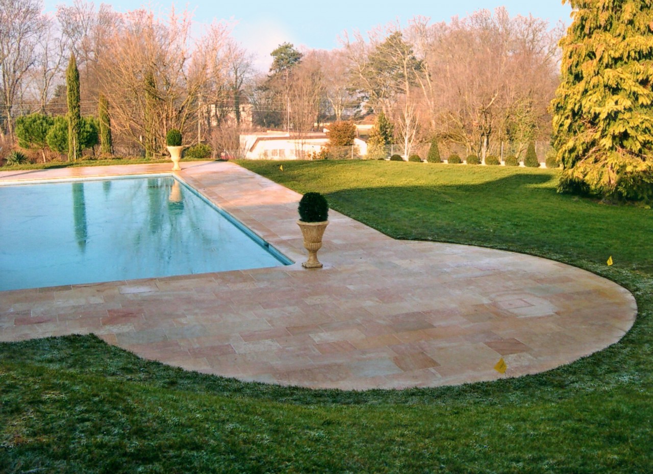 Des matériaux noble pour un design élégant